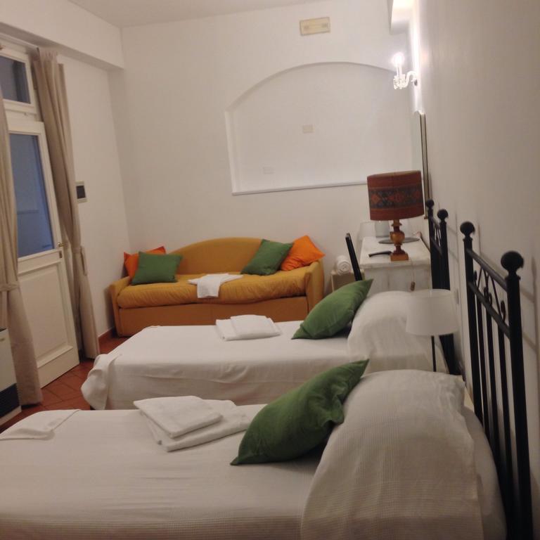 フィレンツェ コージー ハウス Bed & Breakfast 部屋 写真