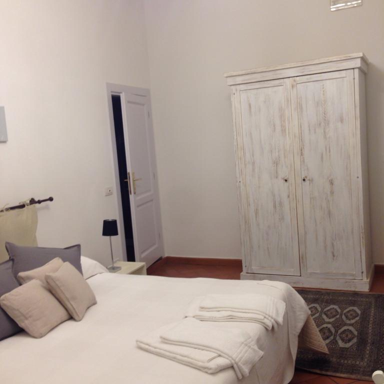 フィレンツェ コージー ハウス Bed & Breakfast 部屋 写真
